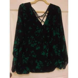 torrid Tops - Torrid floral blouse - Size 3 torrid Tops - Torrid floral blouse - Size 3